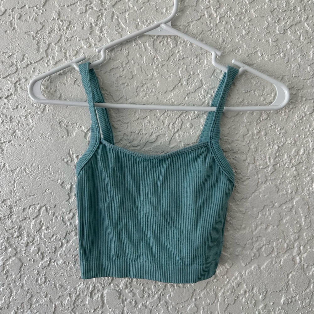 Blue ribbed crop top